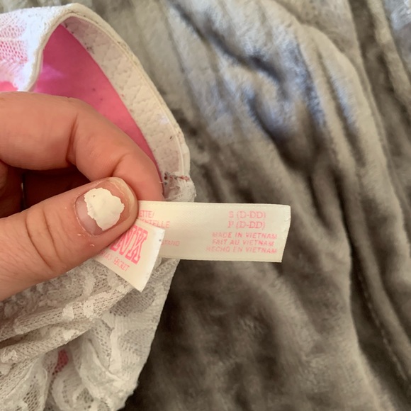 White lace bralette - Picture 3 of 3